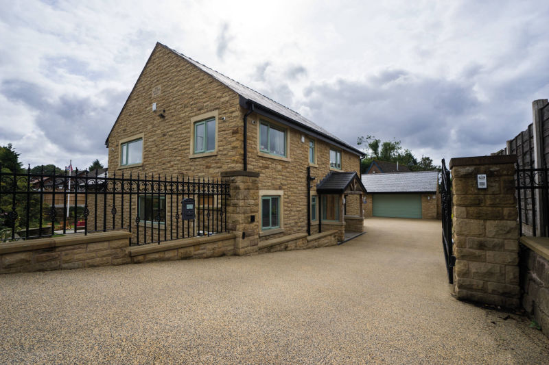 5 Best Resin Driveway Installers in Leicester - Explore finishes for your property frontage